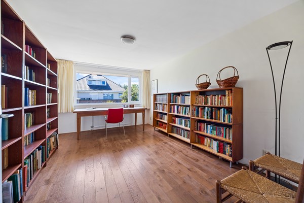 Medium property photo - Beekjufferhof 9, 2492 RD The Hague